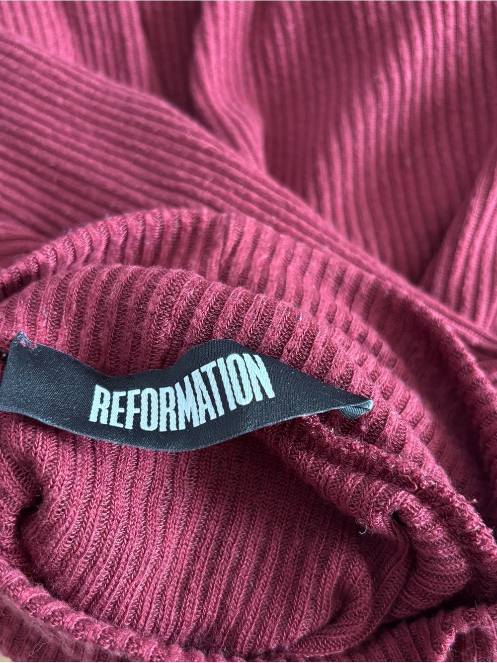 REFORMATION Turtleneck Crop Top Burgundy Ribbed Knit Women M 90s Grunge Preppy - Picture 10 of 11